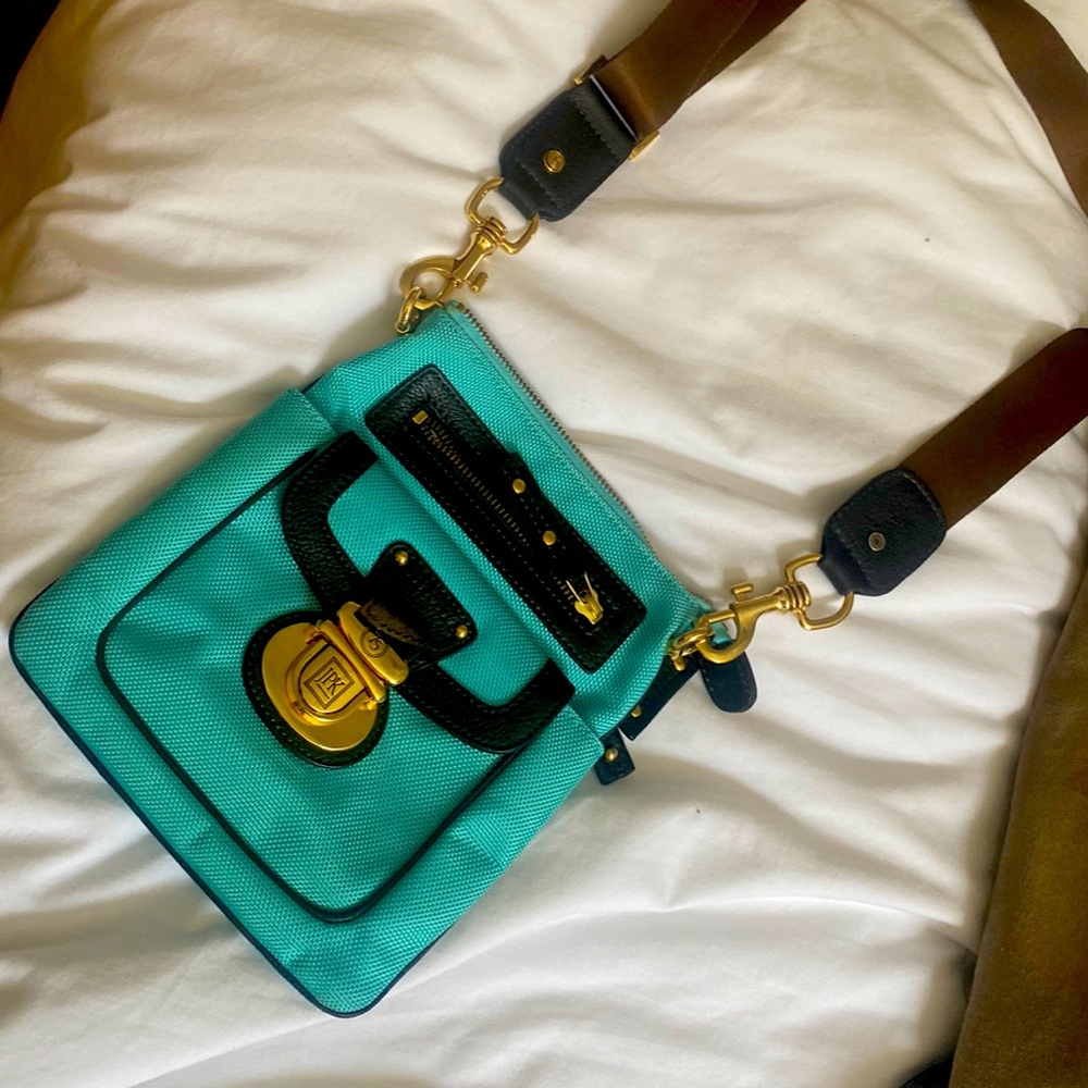 Glam turquoise bag